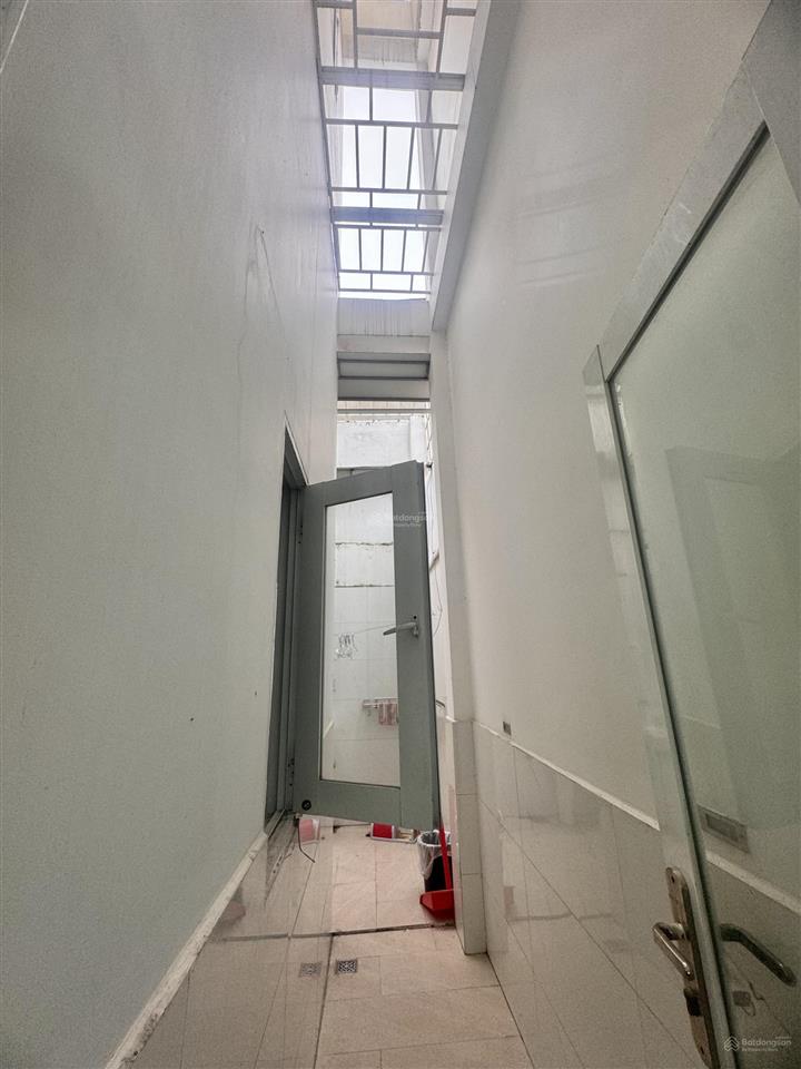 Nhà mặt tiển 3 tầng 125m2, ngang 5m, xe hơi ngủ nhà, sát nguyễn duy trinh, nhỉnh 13 tỷ