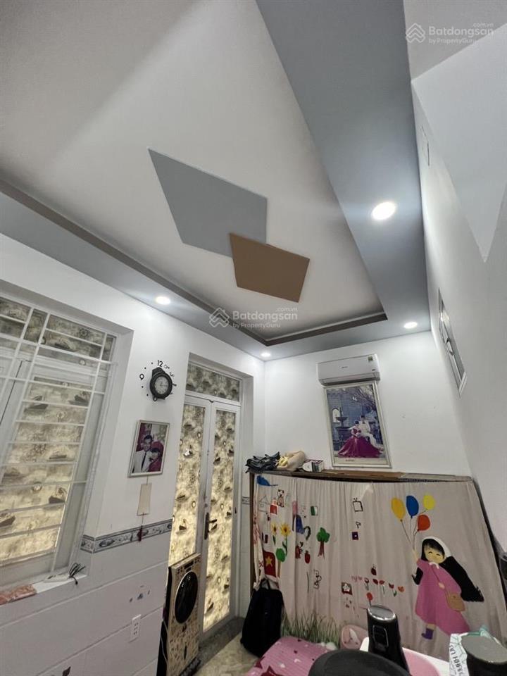 Giảm sốc 1,3 tỷ, nhà 3 tầng, 80m2, ngay metro bình thái, nhỉnh 5 tỷ