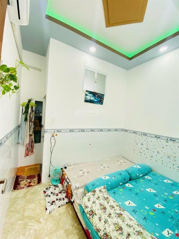 Giảm sốc 1,3 tỷ, nhà 3 tầng, 80m2, ngay metro bình thái, nhỉnh 5 tỷ