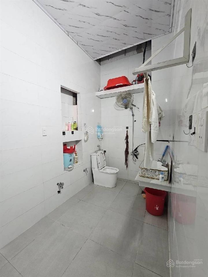 Nhà mặt tiền đường, phước bình, 2 tầng 100m2, xe hơi đậu ngày đêm, nhỉnh 9 tỷ