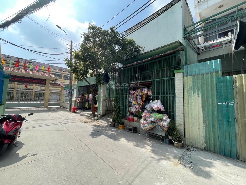 Nhà mặt tiền kinh doanh, ngang 7.2m, 95m2, ngay bv lê văn thịnh, quận 2, nhỉnh 7 tỷ