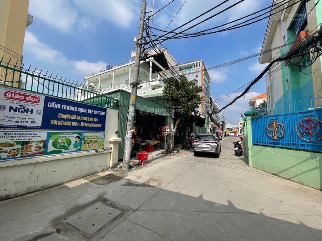Nhà mặt tiền kinh doanh, ngang 7.2m, 95m2, ngay bv lê văn thịnh, quận 2, nhỉnh 7 tỷ