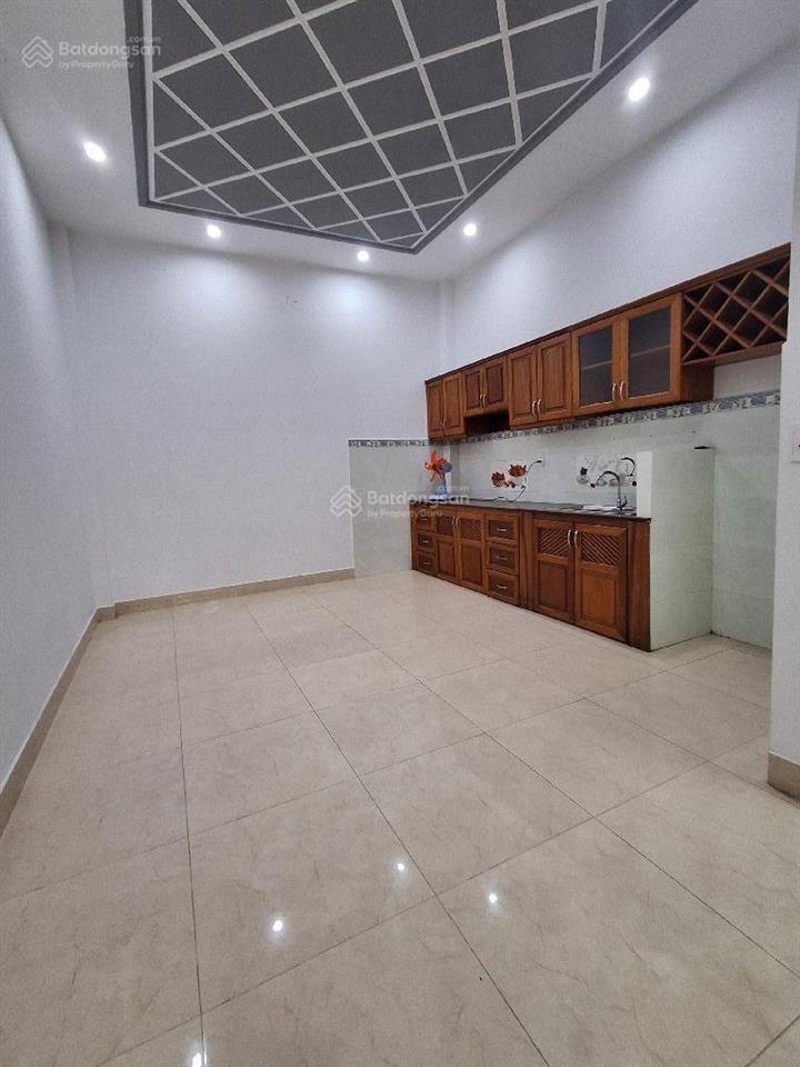 Nhà 2 tầng khu phân lô, đường 8m, cạnh đường liên phường, 75m2, chỉ hơn 5 tỷ