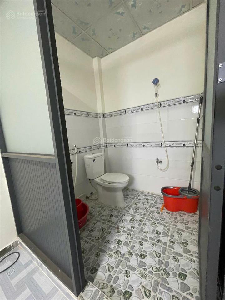 Ngộp, nhà 2 tầng, đỗ xuân hợp, đối diện chợ phước bình, 84m2, chỉ 5 tỷ