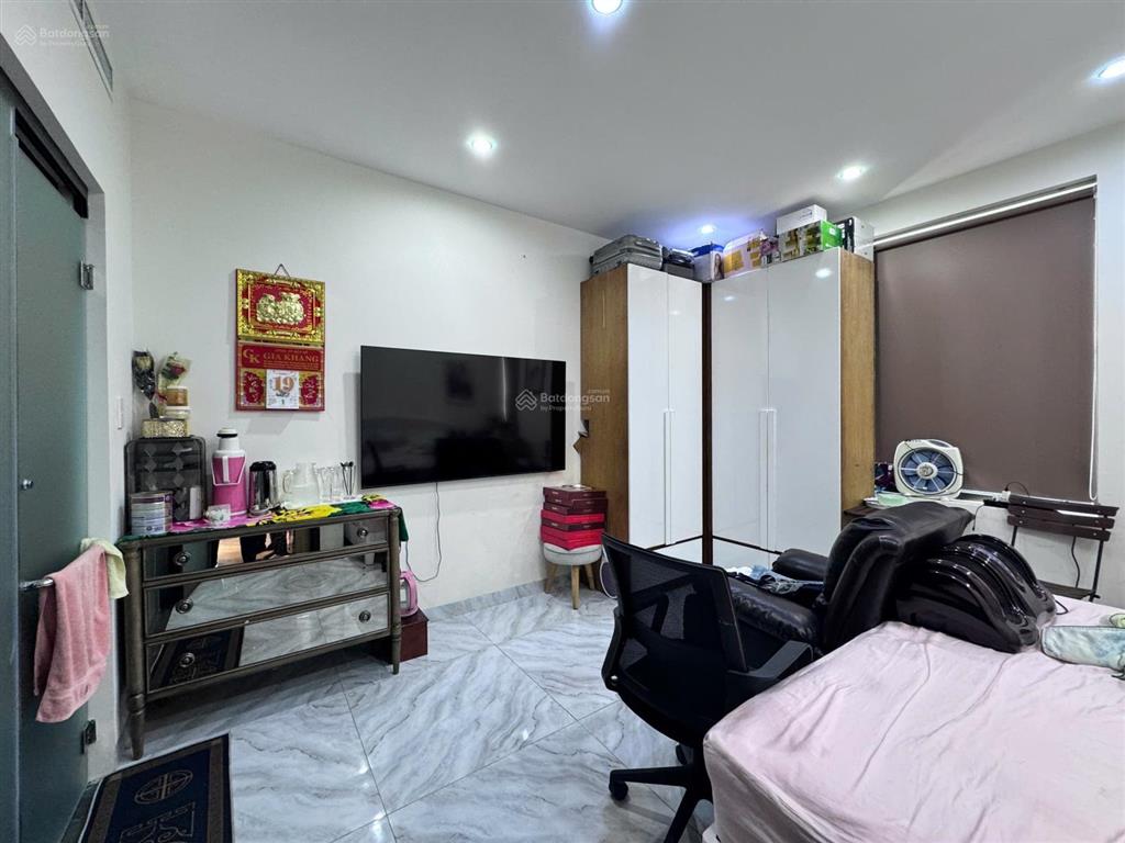 Bán biệt thự mini góc 2 mặt tiền quốc lộ 13, gần vạn phúccó thang máytặng nội thất cao cấp12,5 tỷ