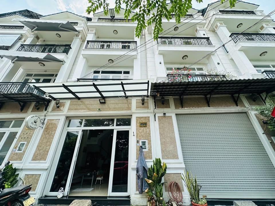 Bán nhà 4 tầng hẻm xe hơi gần gigamall phạm văn đồng, hiệp bình chánh, thủ đức, 7,3 tỷ