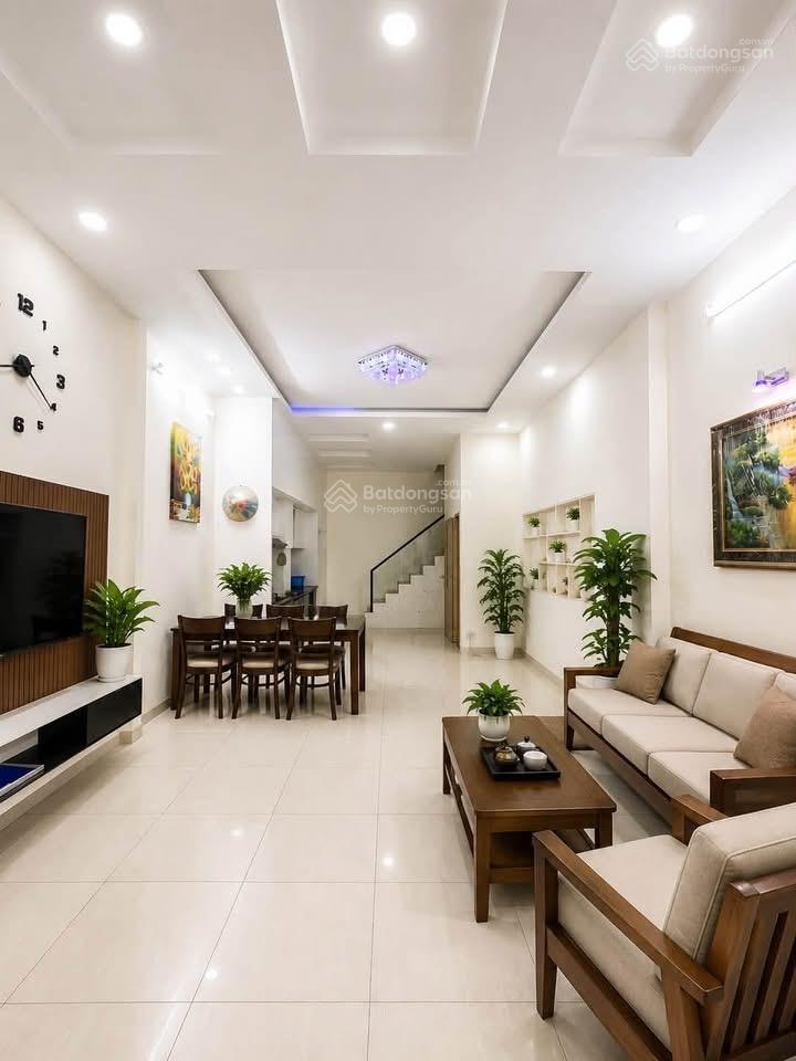 Bán gấp nhà 2 tầng quốc lộ 13, hiệp bình phước, thủ đức, sổ hồng riêng, hoàn công, 6,35 tỷ