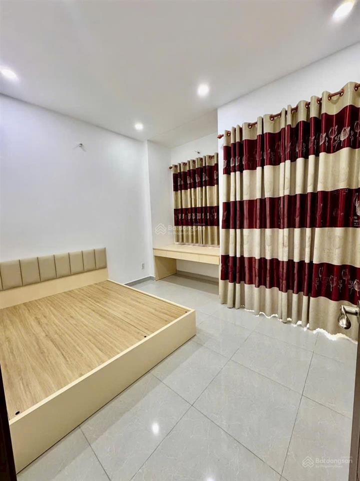 Bán gấp nhà 2 tầng quốc lộ 13, hiệp bình phước, thủ đức, sổ hồng riêng, hoàn công, 6,35 tỷ