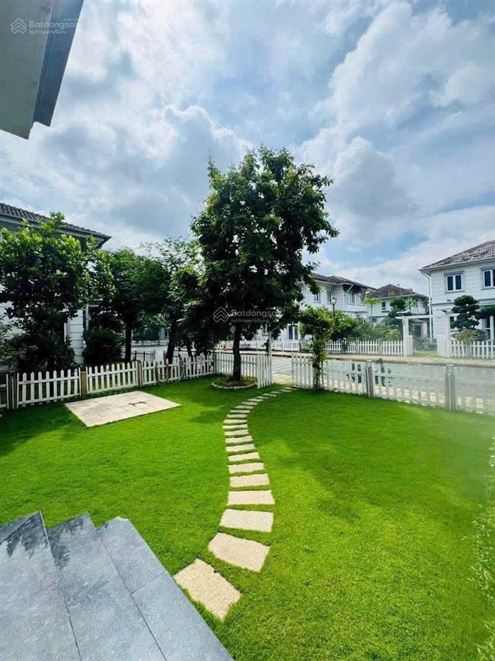 Kẹt tiền bán gấp biệt thự garden homes siêu phẩm 3 mặt tiền gần sông sài gòn  kế vạn phúc