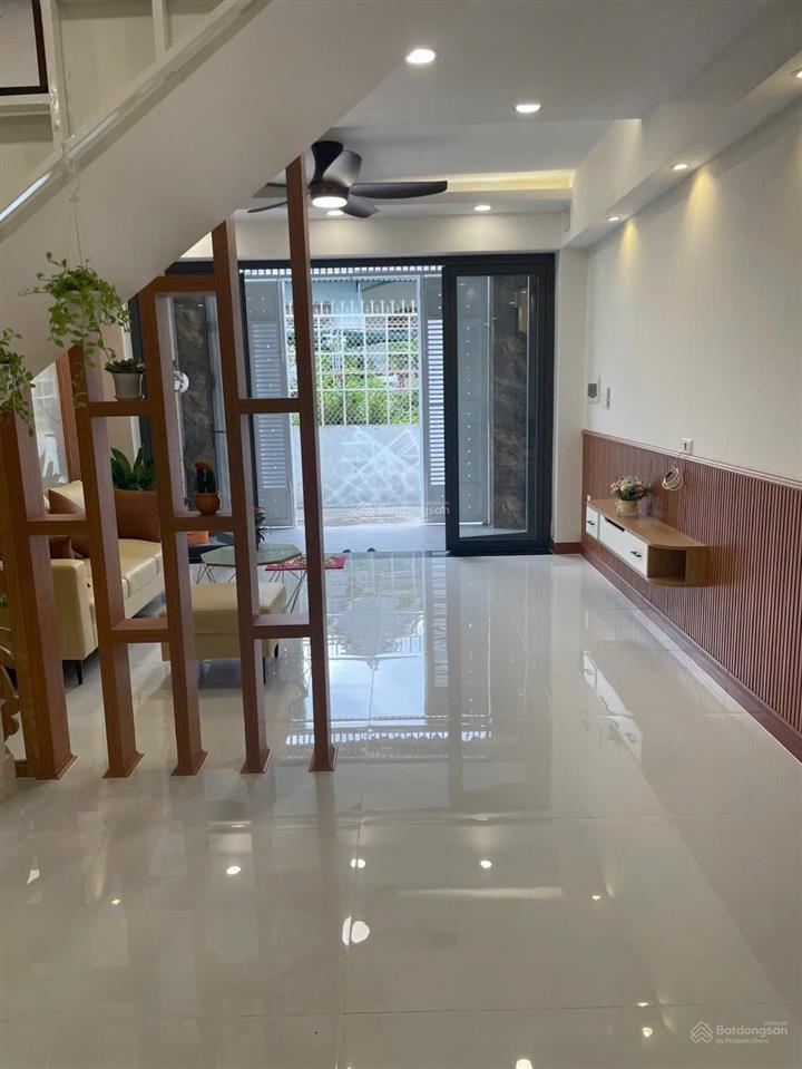 Cần bán gấp nhà 1tx1l,sân thượng hẻm ô tô thông hiệp bình chánh thủ đức, 60m2 giá 6,7 tỷ, sổ hồng