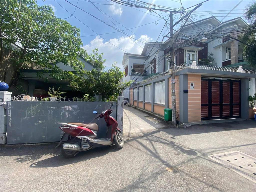 Bán gấp nhà góc 2 mặt tiền đường thông gần vạn phúc  quốc lộ 13, thủ đức, 100m² giá chỉ 7,9 tỷ