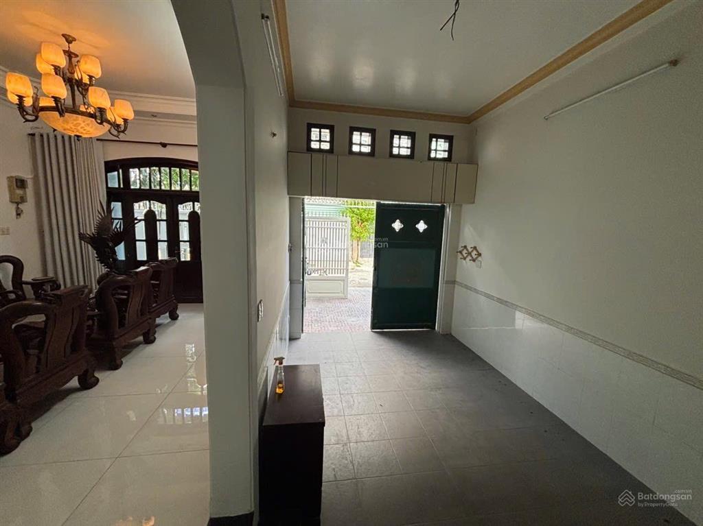 Cho thuê biệt thự 4 tầng khu bên sông hiệp bình chánh,gần gigamal phạm văn đồng thủ đức, 120m2