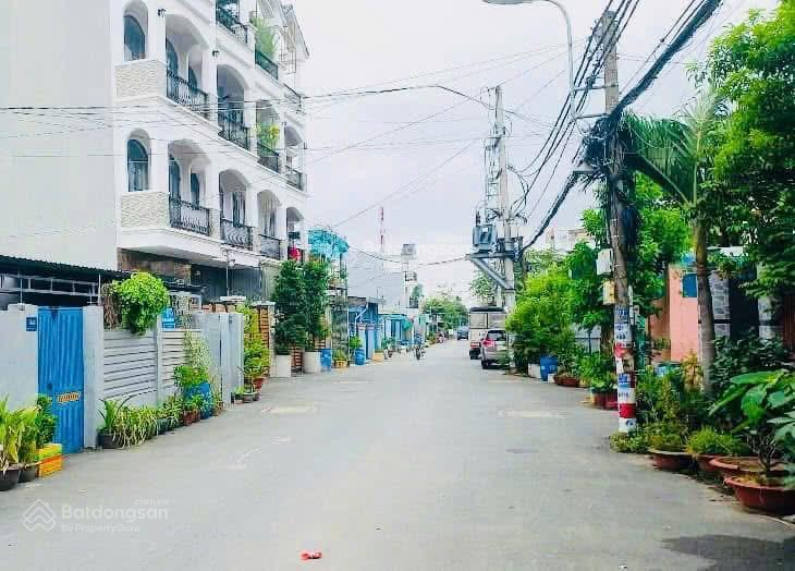 Nhà 4 tầng hẻm xe tải quốc lộ 13, hiệp bình phước thủ đức, dt 65m2, giá 7,9 tỷ, sổ hồng riêng