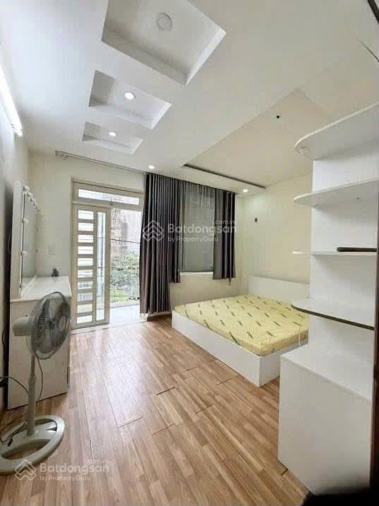 Nhà 4 tầng hẻm xe tải quốc lộ 13, hiệp bình phước thủ đức, dt 65m2, giá 7,9 tỷ, sổ hồng riêng