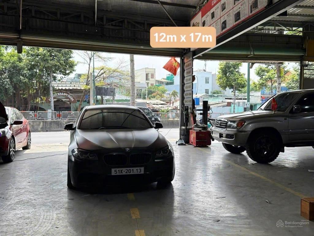 Cần cho thuê mặt bằng mặt tiền đường phạm văn đồng, quận thủ đức, 210m2 giá chỉ 45 triệu