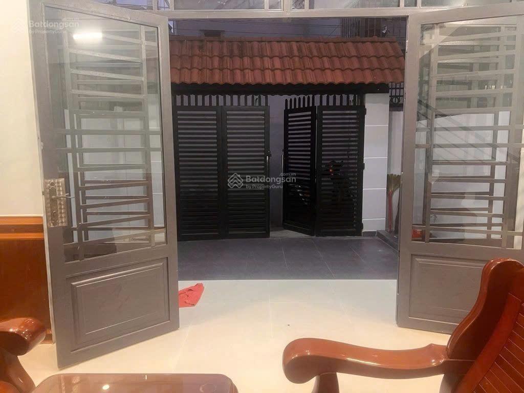 Cho thuê nhà nguyên căn hẻm đường số 6, linh tây quận thủ đức, kế bên trường đại học cảnh sát