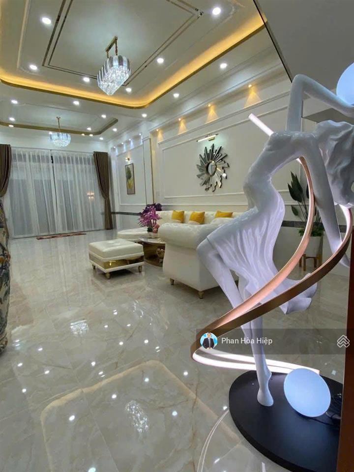 Nhà hẻm 6m thông nguyễn văn luông, 80m2, 5 tầng btct, 5pn 5wc, gần cv bình phú, chợ hồ trọng quý