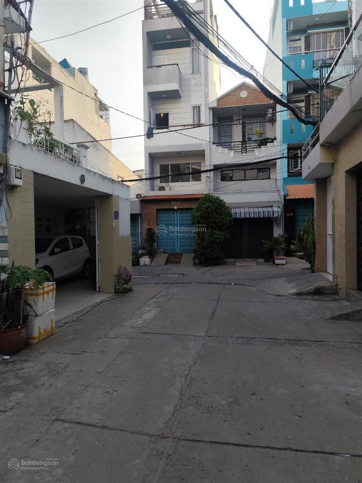 Nhà mới đẹp ngay chợ phú lâm, 70m2, 4 tầng btct,4 pn 5wc, hẻm thông xe hơi tới nhà,khu dân trí cao