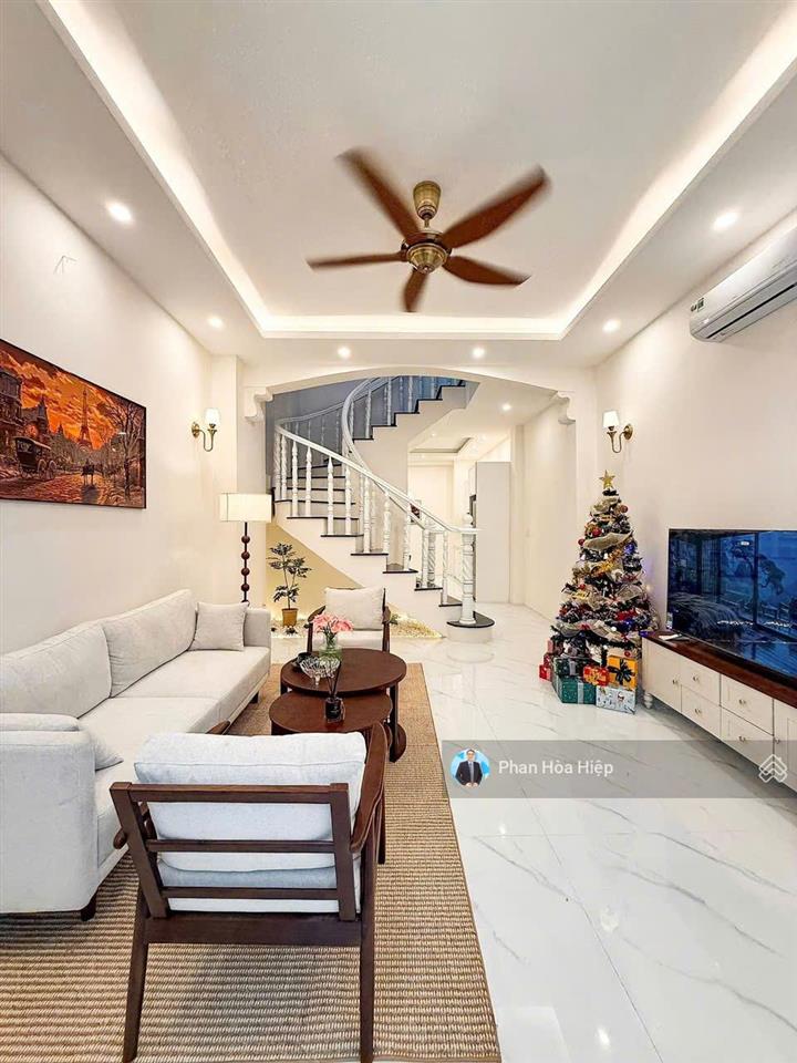 Đổi nhà mới cần bán nhà hxh tân hóa 48m2 3 tầng btct 3pn 3 wc, giáp ngay quận 11