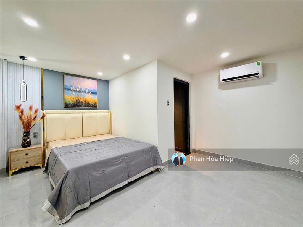 Bán gấp nhà hẻm xe hơi 5m hậu giang 77m2, 3 tầng btct 4pn 3wc, 3 căn ra mặt tiền, sổ riêng