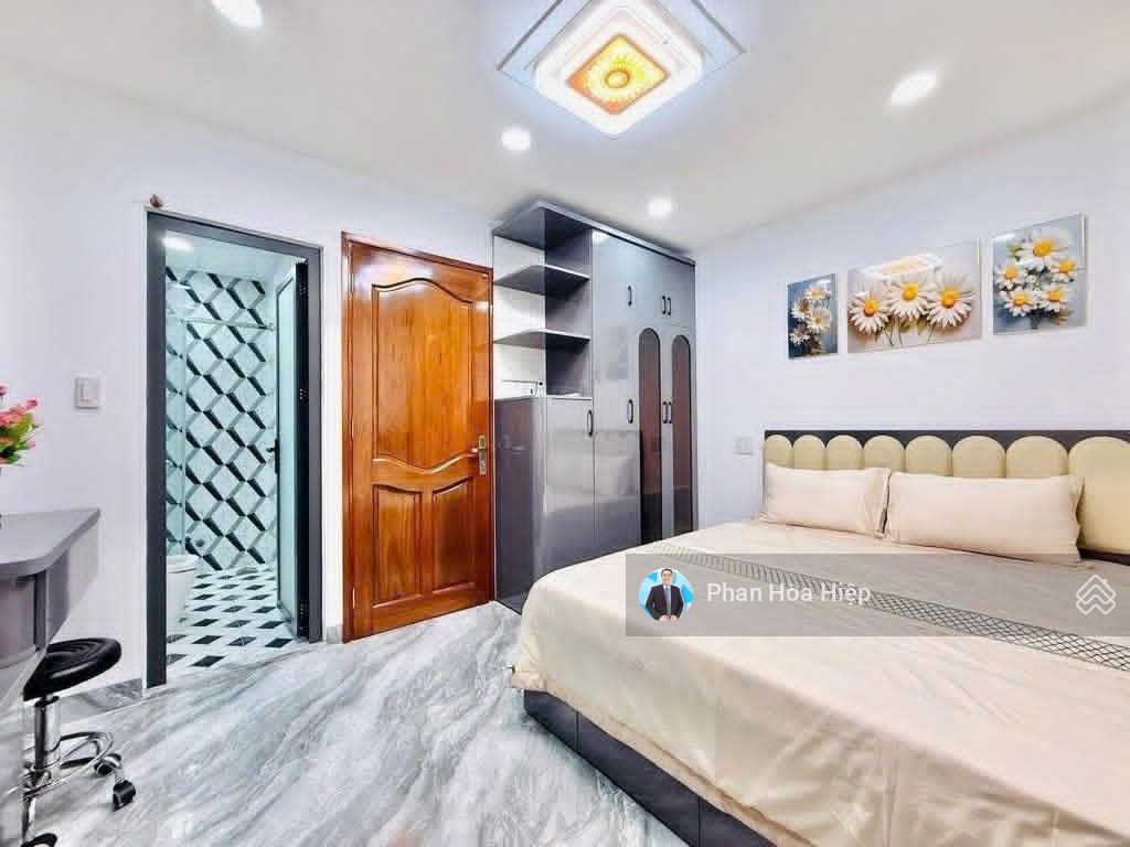 Ngộp bank bán gấp hxh bình tiên 60m2, 5 tầng btct, 4 pn 5wc, sân thượng thoáng mát, nhà mới