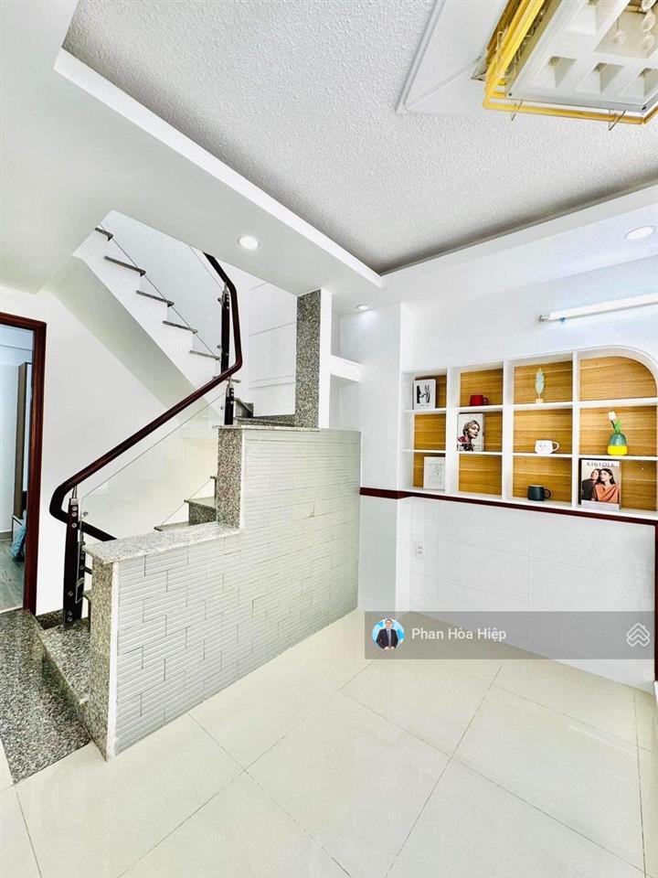 Chính chủ bán gấp nguyễn văn luông, 60m2, ngang 4.5m, 5 tầng btct, hẽm 6m thông, tiện kinh doanh