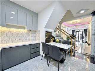 Xuất cảnh bán nhà hxh bình tiên, 4.5 x 13, 3 tầng btct, 4 pn 3 wc, nhà xây kiên cố, 2p ra tới chợ