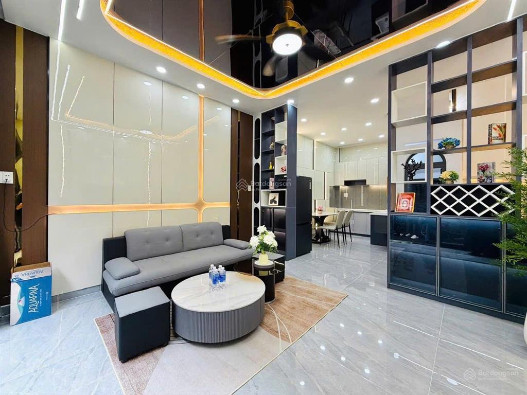 Ngộp bank bán gấp nhà mai xuân thưởng,60m2, 4 tầng btct, 4pn 4wc, gần chợ bình tây, hẽm xe hơi 5m