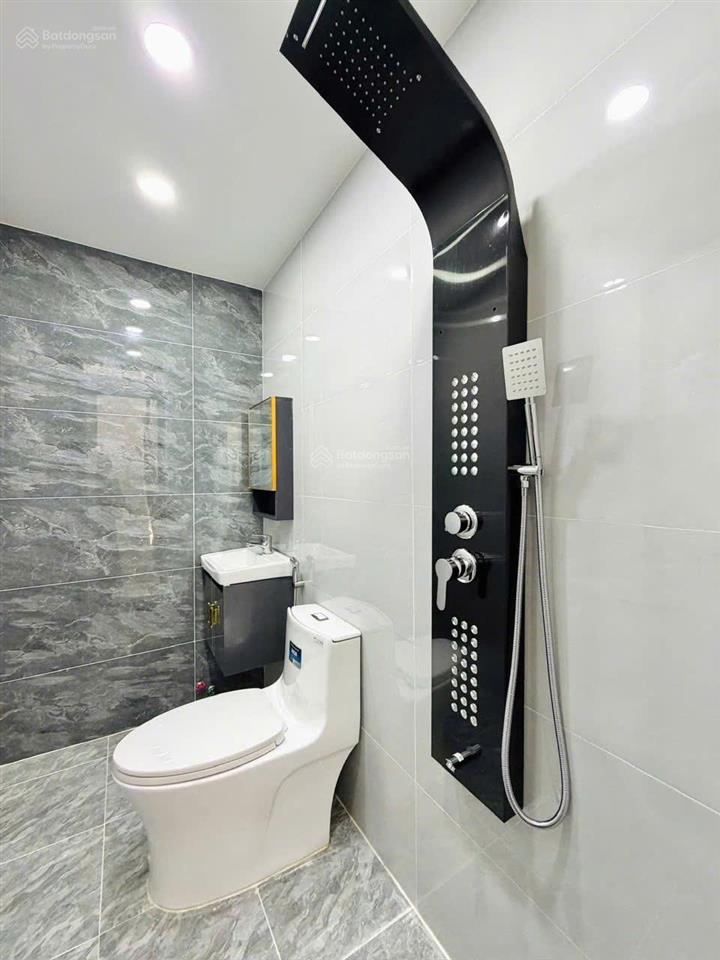 Ngộp bank bán gấp nhà mai xuân thưởng,60m2, 4 tầng btct, 4pn 4wc, gần chợ bình tây, hẽm xe hơi 5m