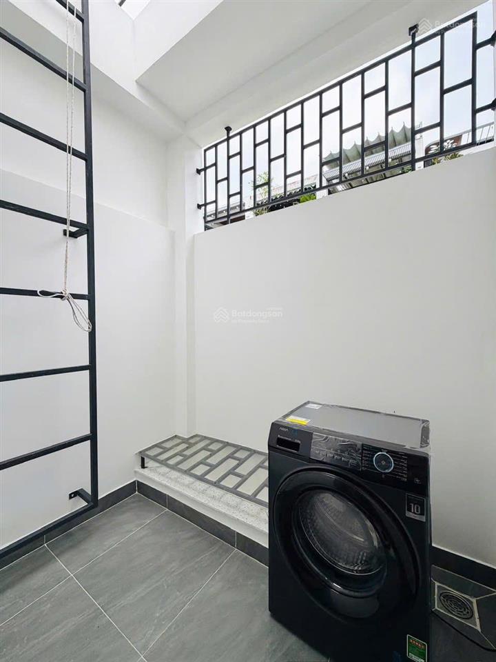 Ngộp bank bán gấp nhà mai xuân thưởng,60m2, 4 tầng btct, 4pn 4wc, gần chợ bình tây, hẽm xe hơi 5m