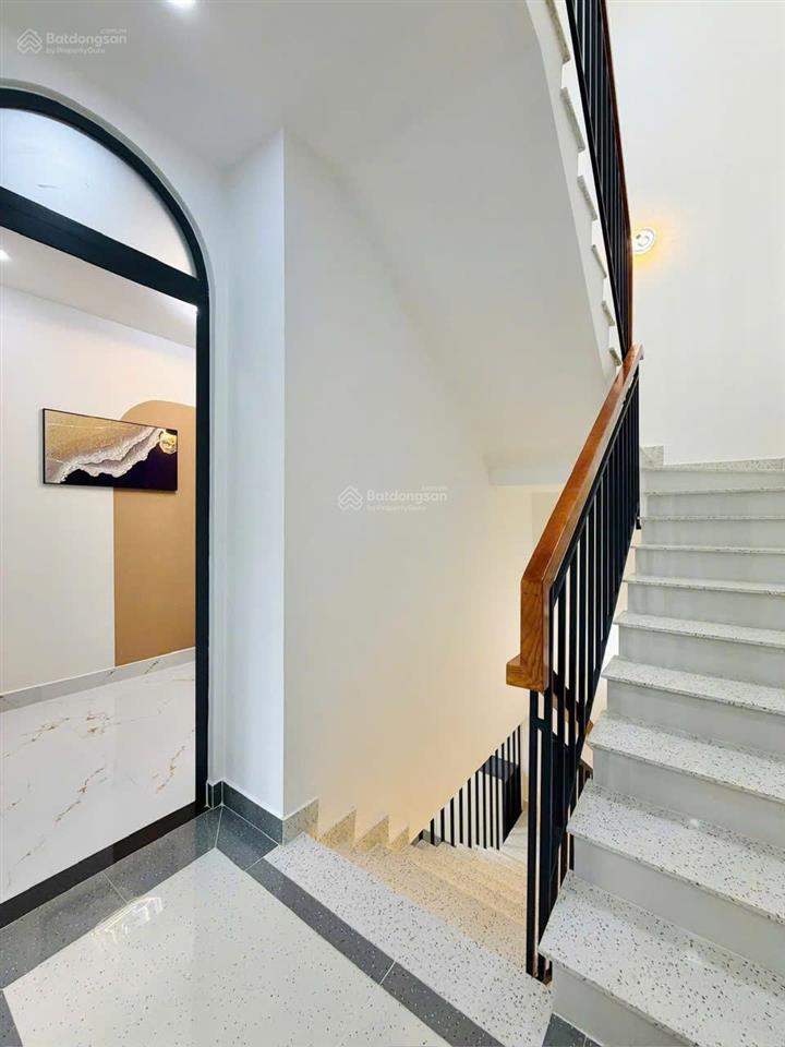 Ngộp bank bán gấp nhà mai xuân thưởng,60m2, 4 tầng btct, 4pn 4wc, gần chợ bình tây, hẽm xe hơi 5m
