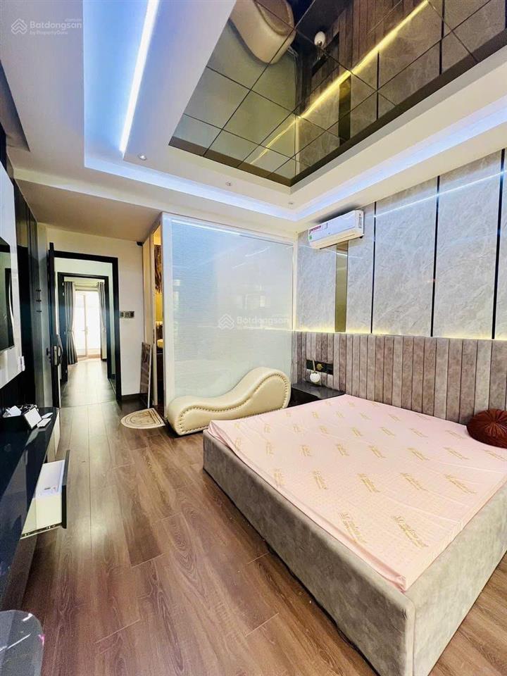 Kẹt tiền bán gấp nhà hxh phan văn khoẻ, 52m2, 4 tầng btct, 4pn gần cc lucky, chợ kim biên, giáp q5