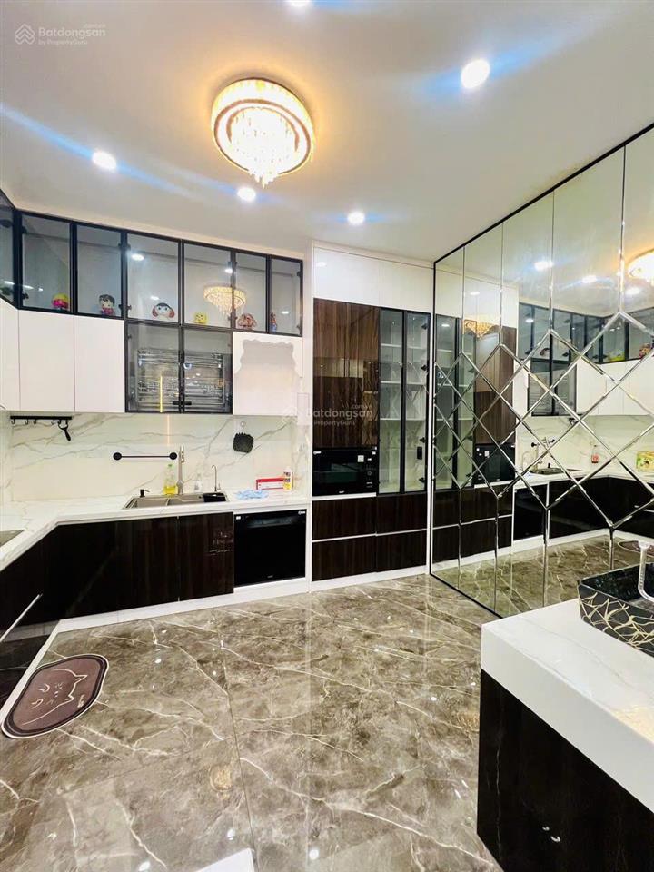 Kẹt tiền bán gấp nhà hxh phan văn khoẻ, 52m2, 4 tầng btct, 4pn gần cc lucky, chợ kim biên, giáp q5