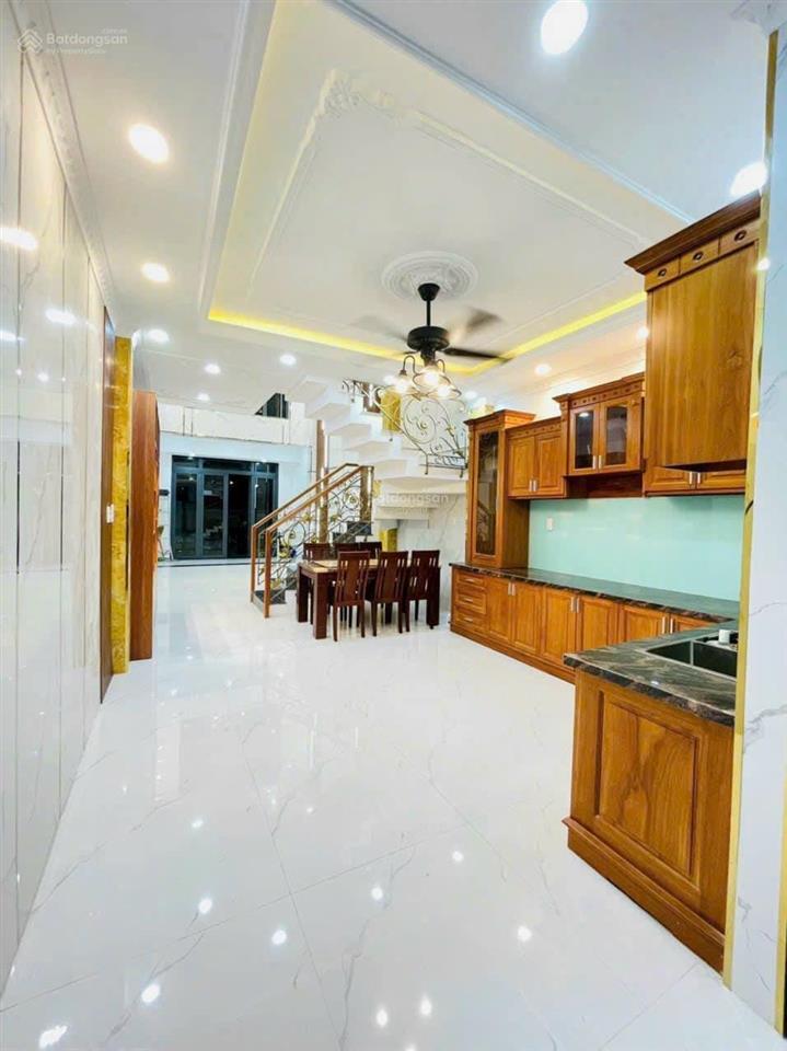 Đổi nhà lớn nên bán nhà hồ học lãm, 4 x 14, 3 tầng btct, 3 pn, gần dl võ văn kiệt, tiện về quận 1