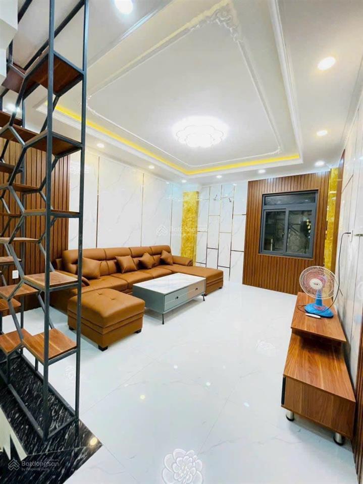 Đổi nhà lớn nên bán nhà hồ học lãm, 4 x 14, 3 tầng btct, 3 pn, gần dl võ văn kiệt, tiện về quận 1
