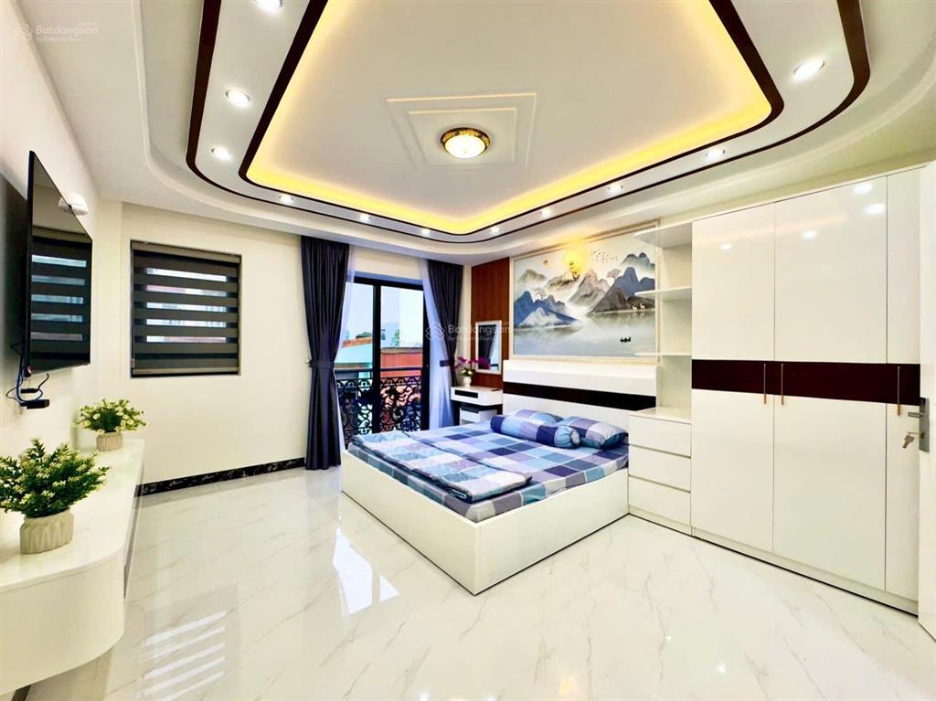 Nhà mới xây phạm văn chí, 56m2, 5 tầng, 5 phòng, có sân thượng, hẻm xe tải, thông ra võ văn kiệt