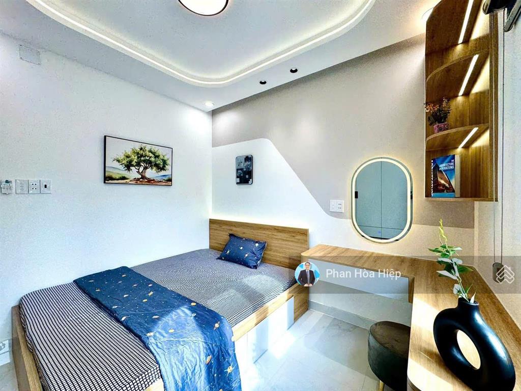 Bán gấp nhà mới võ văn kiệt, 48m2, 3 tầng btct, 3 pn, có sân thượng, hẻm 6m xe hơi tới nơi