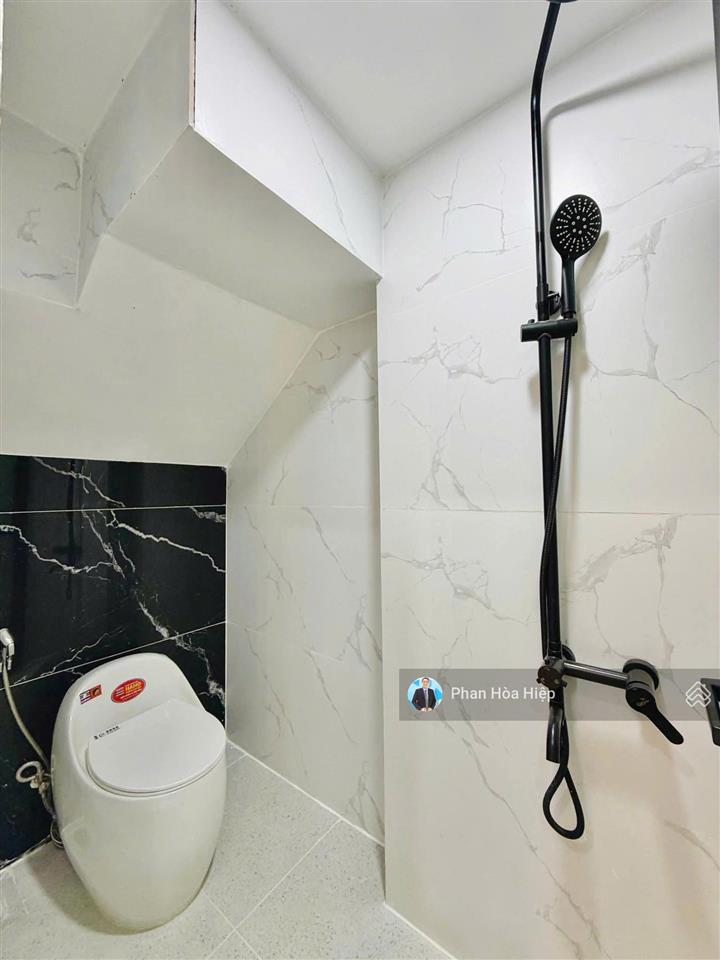 Bán gấp nhà hẻm 6m phạm phú thứ,4 x 15 , 4 tầng btct,4pn, thông ra võ văn kiệt, kế chợ bình tiên