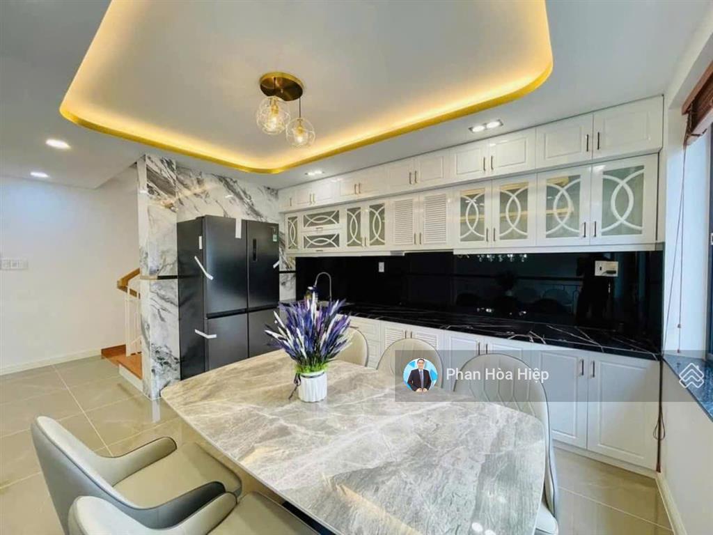 Nhà kinh dương vương 80m2, ngang khủng đến 7.5m, 4 tầng, hẽm xe tải, tiện kinh doanh,gần cv phú lâm