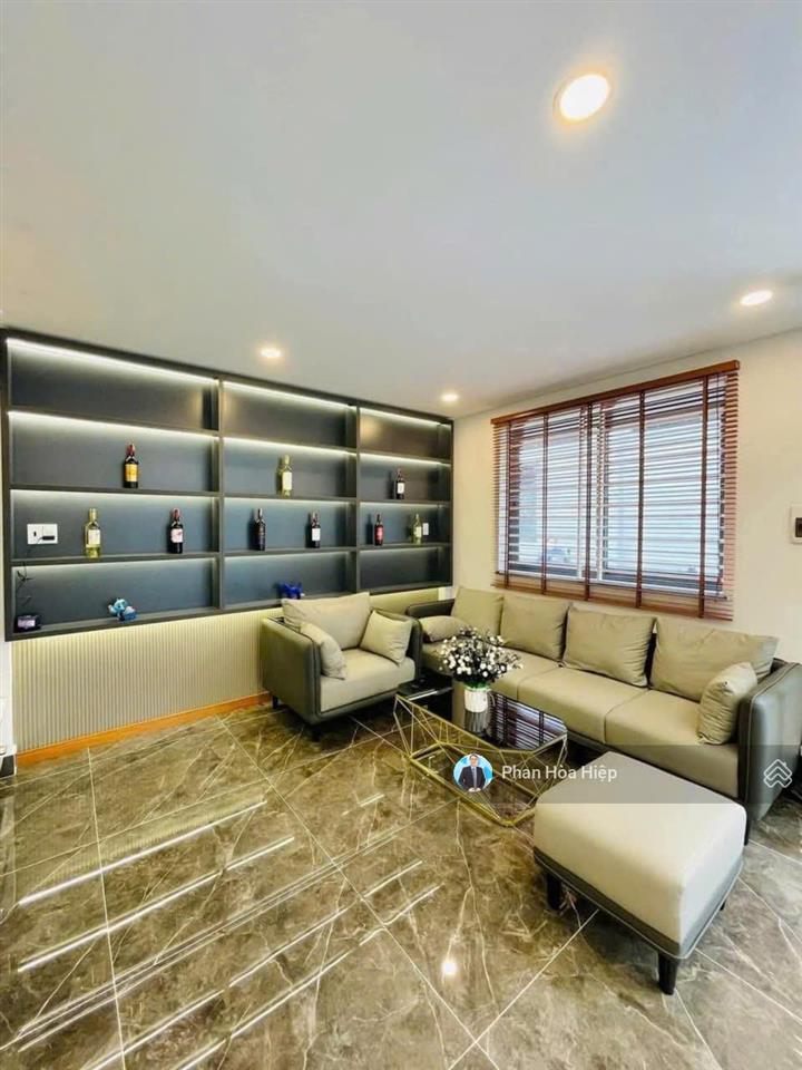 Nhà kinh dương vương 80m2, ngang khủng đến 7.5m, 4 tầng, hẽm xe tải, tiện kinh doanh,gần cv phú lâm