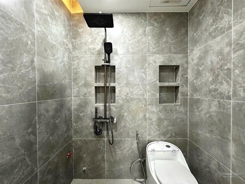 Kẹt tiền bán nhà hxh minh phụng quận 6, 48m2, 3 tầng btct, chủ xây kiên cố để ở,kế bên chợ cây gõ