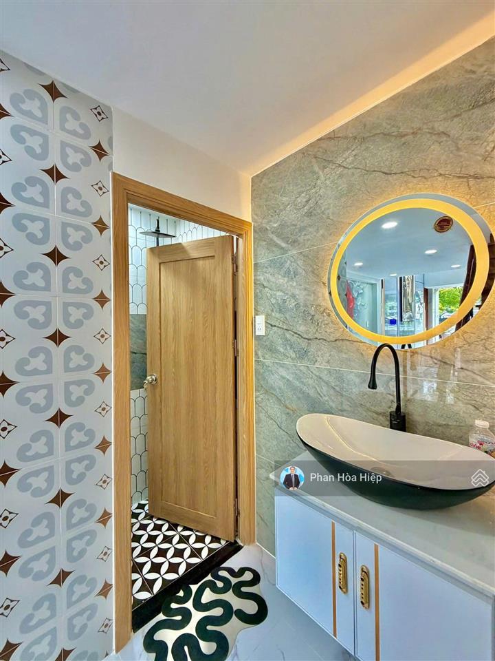 Vị trí đẹp ngay mt lò gốm, 45m2, 4 tầng btct, 4 pn 3wc, tiện kinh doanh online hoặc tạp hoá