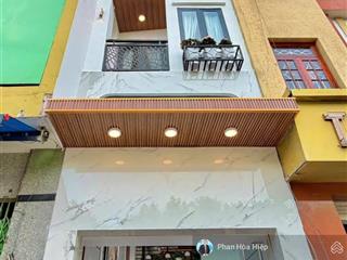 Vị trí đẹp ngay mt lò gốm, 45m2, 4 tầng btct, 4 pn 3wc, tiện kinh doanh online hoặc tạp hoá