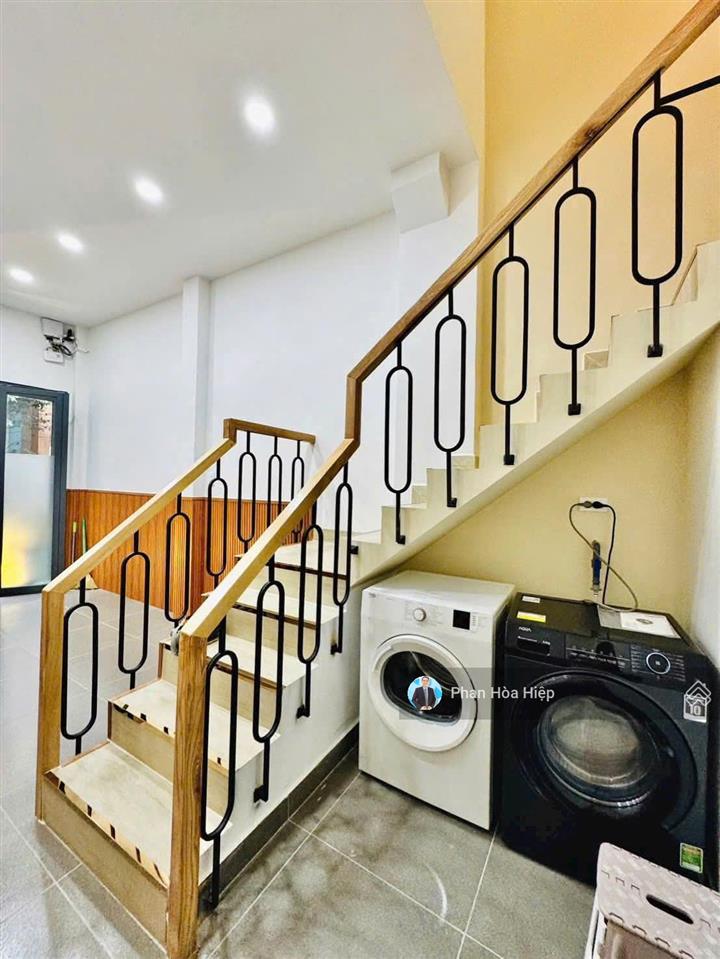 Bán nhà kế chợ bình tiên, 4 x 12, 5 tầng btct, 5 pn 6wc, hẻm 6m thông, thuận tiện về q1, q5