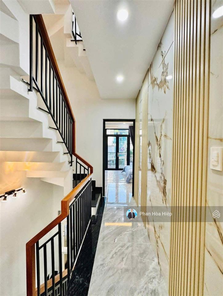 Bán nhà hẻm 6m ngay lê văn quới, 4 x 17, 4 tầng btct, 4 pn 5 wc, gần ngã 4 bốn xã, giáp tân phú