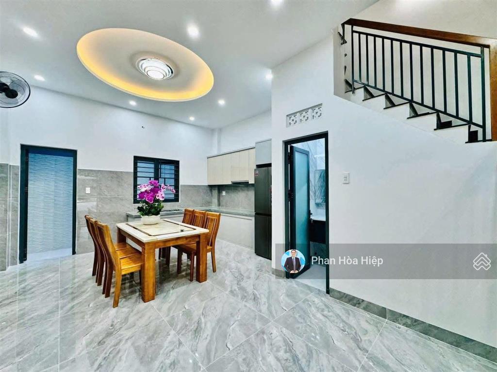 Bán nhà hẻm 6m ngay lê văn quới, 4 x 17, 4 tầng btct, 4 pn 5 wc, gần ngã 4 bốn xã, giáp tân phú