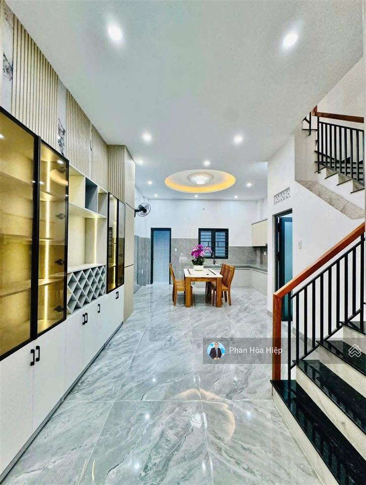 Bán nhà hẻm 6m ngay lê văn quới, 4 x 17, 4 tầng btct, 4 pn 5 wc, gần ngã 4 bốn xã, giáp tân phú