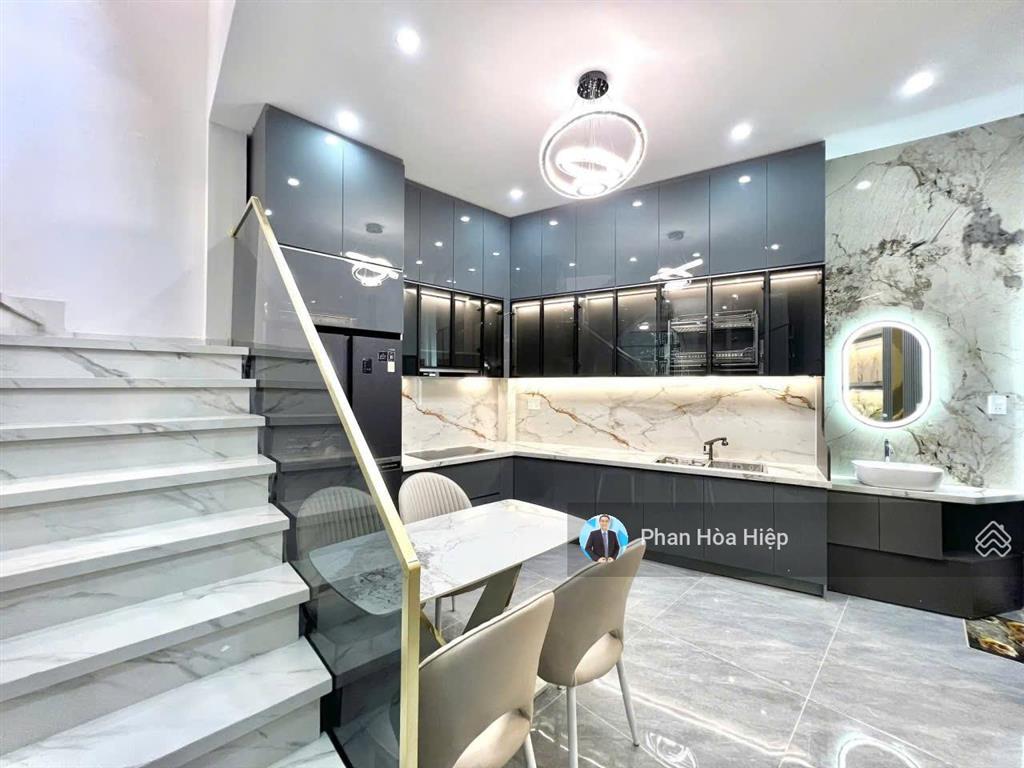 Nhà hẽm xe tãi 6m kinh dương vương, 60m2, 3 tầng , 4 pn 4wc, kế bên aeon bình tân, tiện kd đa ngành
