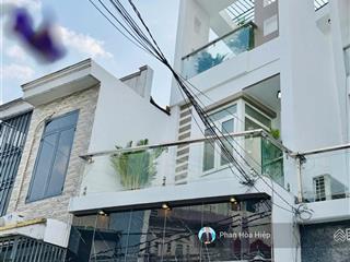 Bán nhà riêng hẽm 5m gần siêu thị big c, 60m2, 3 tầng btctc, 4 pn, có sân thượng, tiện kinh doanh