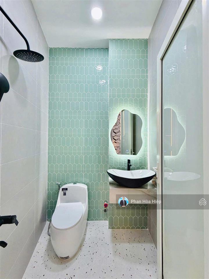 Bán nhà hẽm 5m gần siêu thị aeon bình tân, 60m2, 3 tầng btctc, 4 pn, có sân thượng, tiện kinh doanh